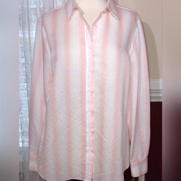 Cremieux Women's Pink and White Shirt Sz Large NWT - Picture 1 of 7